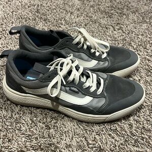 Vans UltraRange Men’s 10